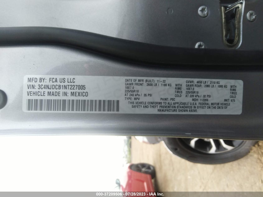 VIN 3C4NJDCB1NT227005 2022 JEEP COMPASS LIMITED