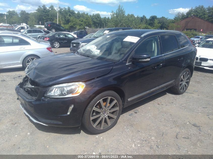 YV449MRU2H2032577 2017 VOLVO XC60 - Image 2