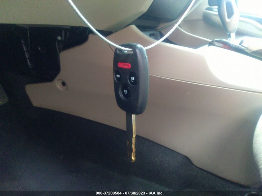 2013 HONDA CIVIC SDN LX - 2HGFB2F59DH525760