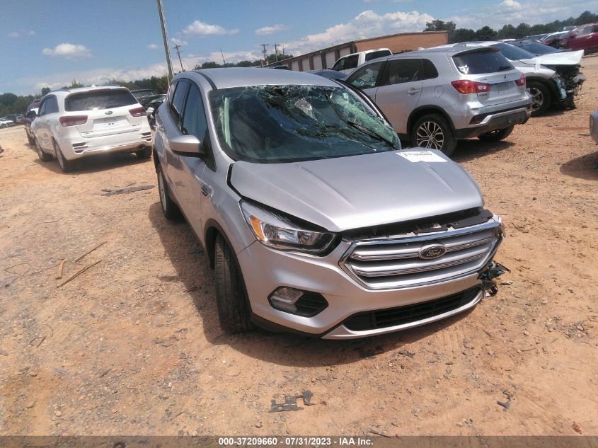 2019 FORD ESCAPE SE - 1FMCU0GD6KUB93594