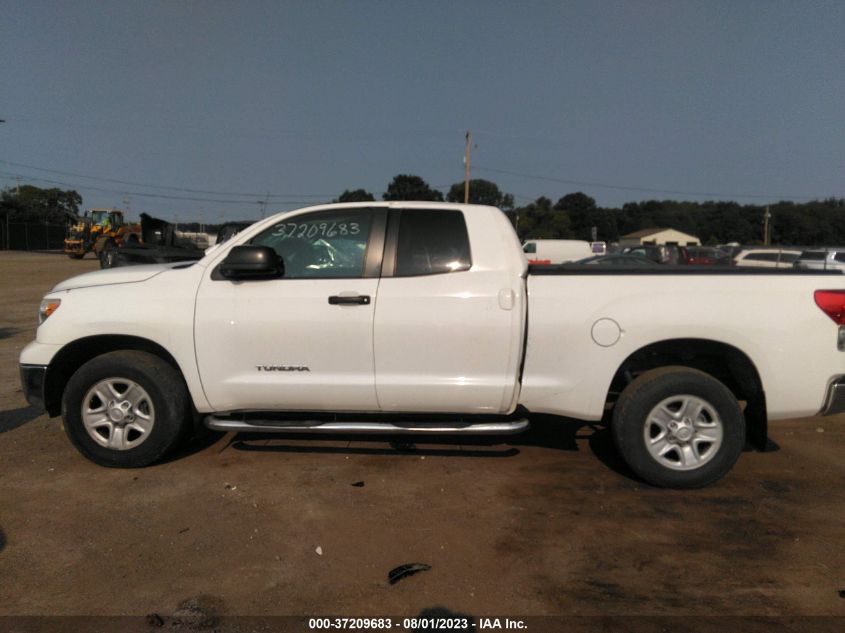 2013 TOYOTA TUNDRA 4WD TRUCK 5TFUM5F10DX040398