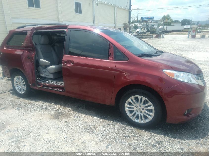 5TDYK3DC9FS627918 2015 TOYOTA SIENNA, photo no. 13