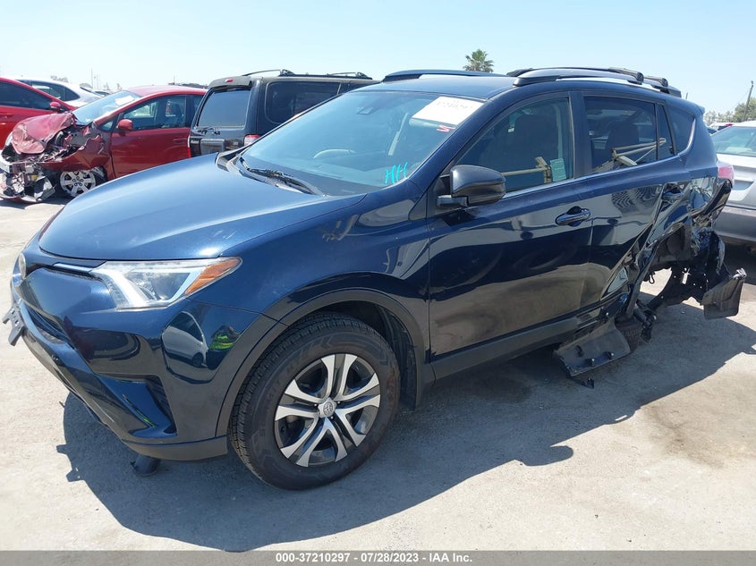 VIN JTMZFREV6HJ712453 2017 TOYOTA RAV4 LE