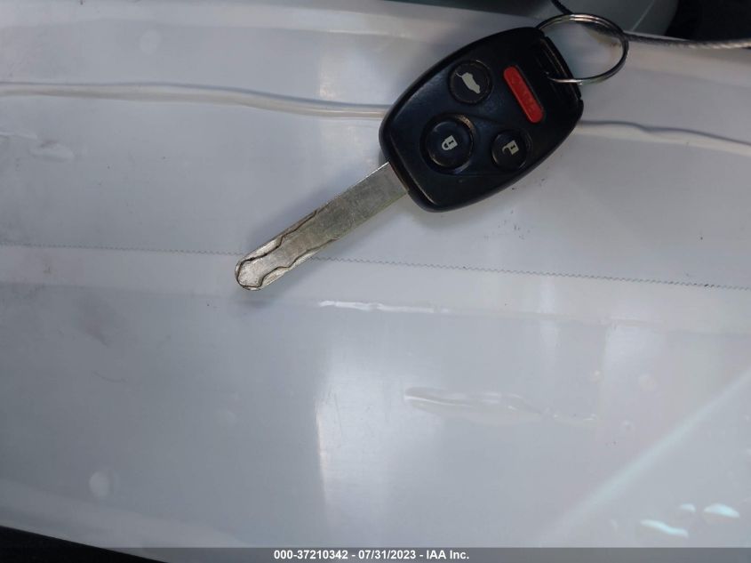 2015 HONDA PILOT LX - 5FNYF3H26FB016965