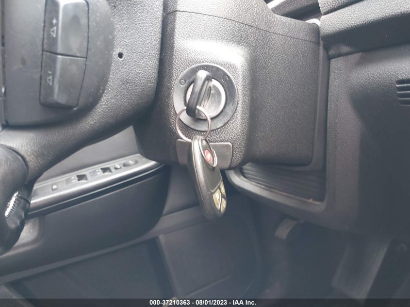 2014 CHEVROLET TRAVERSE LT - 1GNKRGKD0EJ289090