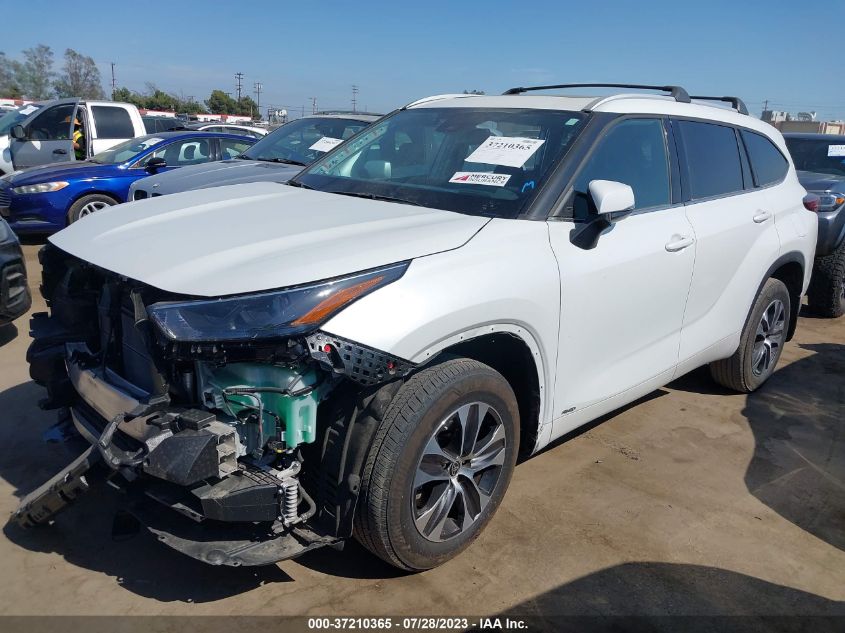 2022 TOYOTA HIGHLANDER HYBRID XLE - 5TDHBRCH7NS541330