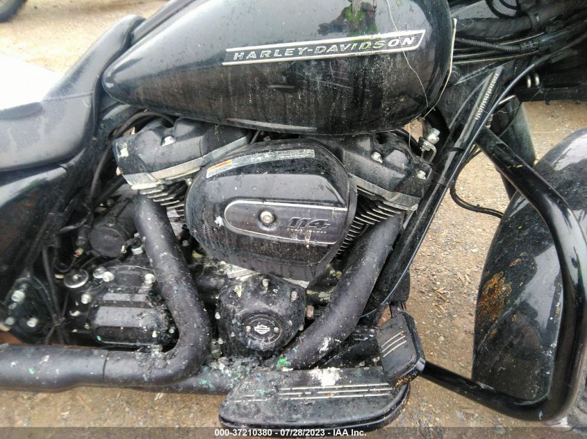 2019 HARLEY-DAVIDSON FLHXS - 1HD1KRP19KB616397