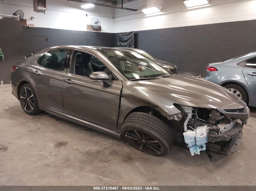 2019 TOYOTA CAMRY XSE - 4T1B61HK2KU824673