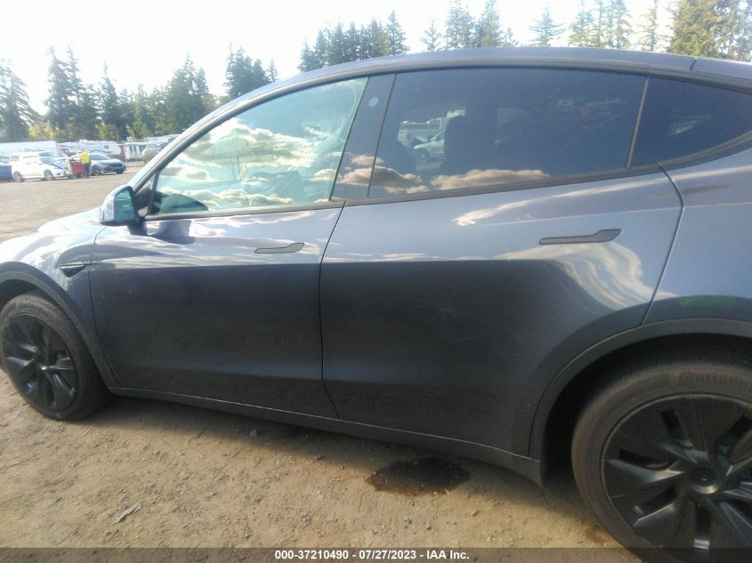 2023 TESLA MODEL Y - 7SAYGDEE6PF608176