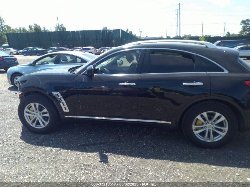 2013 INFINITI FX37 JN8CS1MW3DM172165
