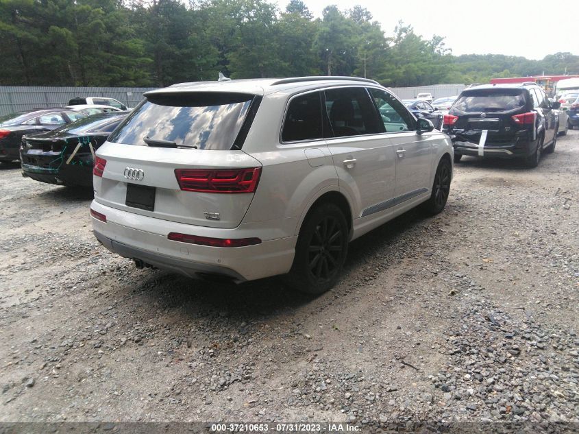 2017 AUDI Q7 PREMIUM PLUS - WA1LAAF7XHD038645