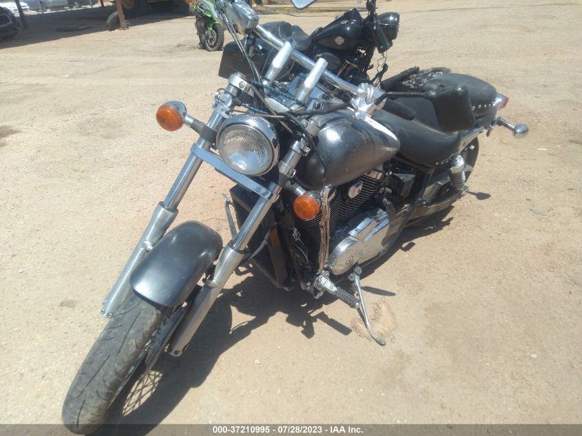 2003 HONDA VT750 DCB JH2RC44593M705640