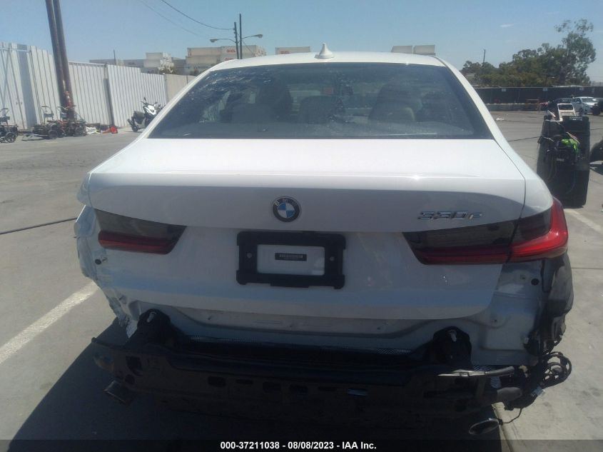 3MW5P7J07M8B95452 BMW 3 Series 330E 17