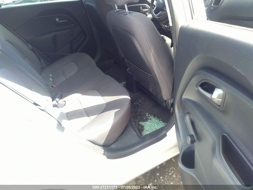 2014 KIA RIO LX - KNADM5A34E6359137