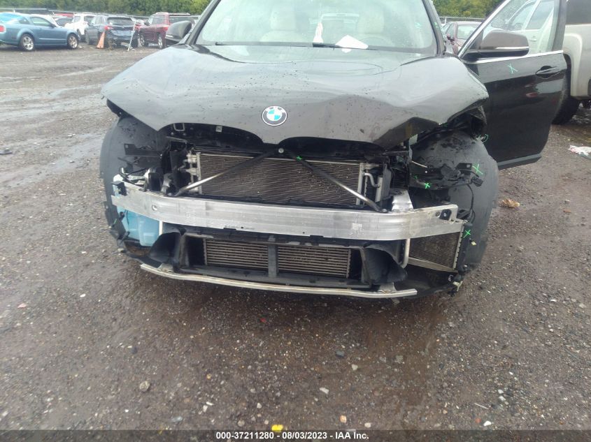 2017 BMW X1 XDRIVE28I - WBXHT3C37H5F73175