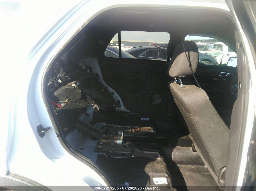 2015 FORD UTILITY POLICE 1FM5K8AR4FGC08955
