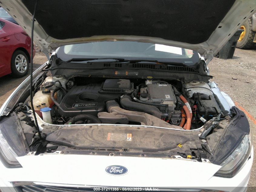 3FA6P0LU1HR386711 2017 FORD FUSION, photo no. 10