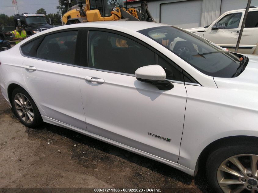 2017 FORD FUSION HYBRID SE - 3FA6P0LU1HR386711