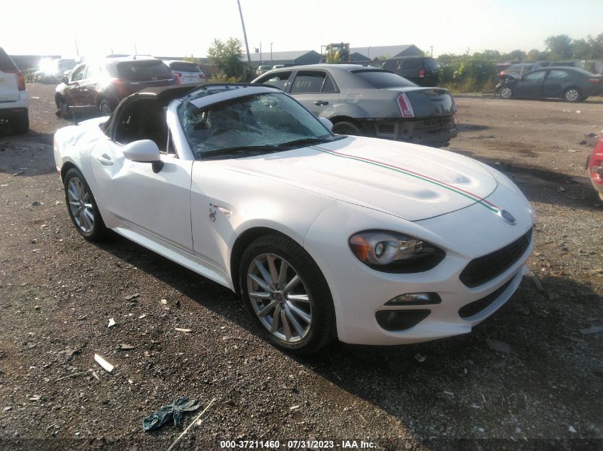 2017 FIAT 124 SPIDER LUSSO - JC1NFAEK6H0101928