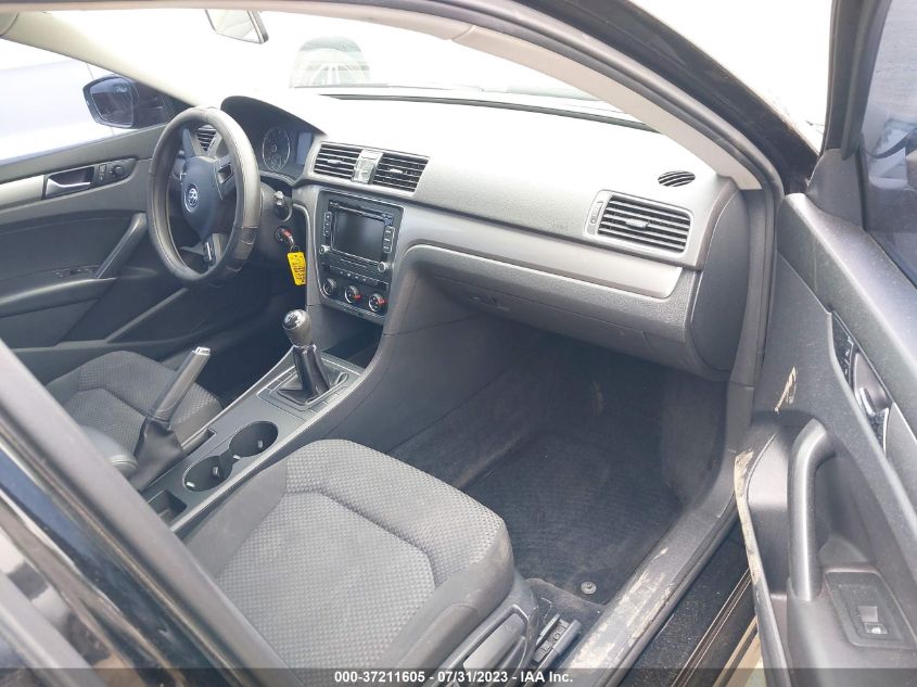 2015 VOLKSWAGEN PASSAT 1.8T S - 1VWAT7A39FC044273