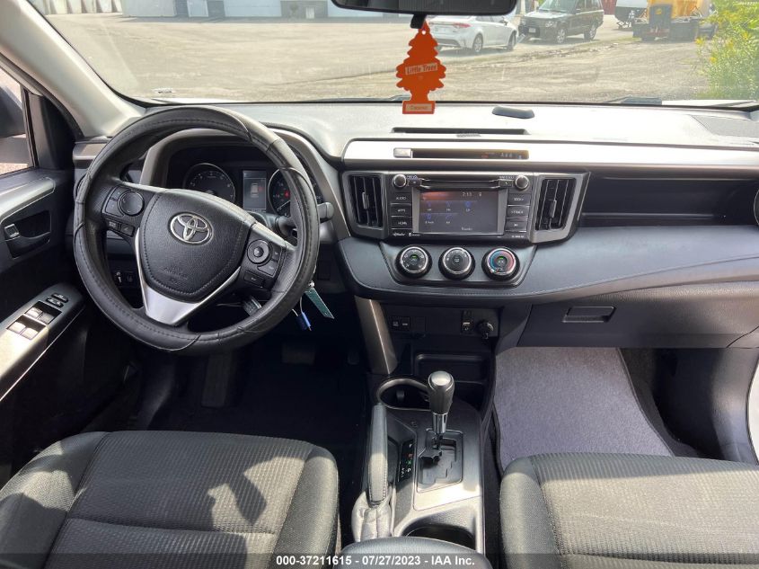 2018 TOYOTA RAV4 LE - JTMZFREV5JJ740251