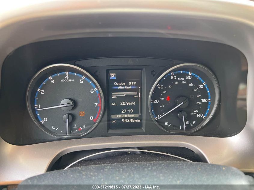 2018 TOYOTA RAV4 LE - JTMZFREV5JJ740251