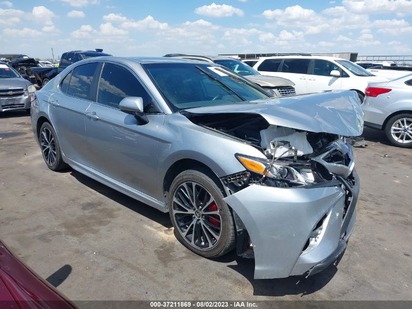 2020 TOYOTA CAMRY SE - 4T1G11AK8LU977607