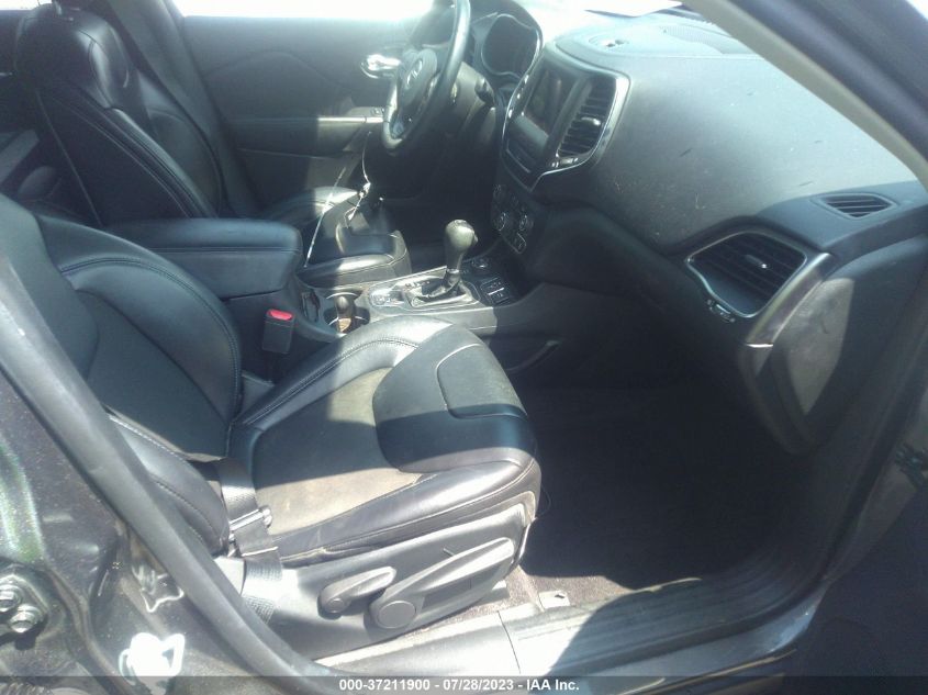 2019 JEEP CHEROKEE LATITUDE PLUS - 1C4PJMLB5KD182306