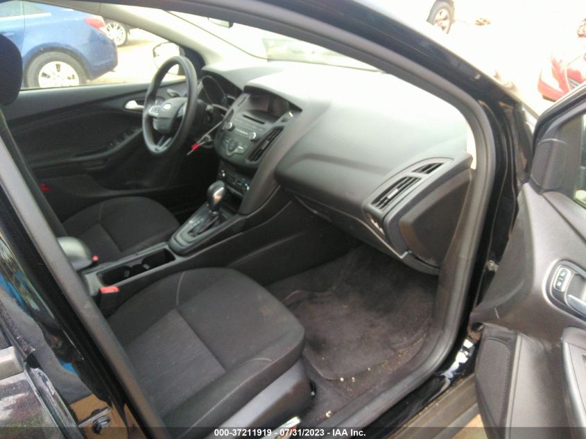 2017 FORD FOCUS SE - 1FADP3K22HL206353