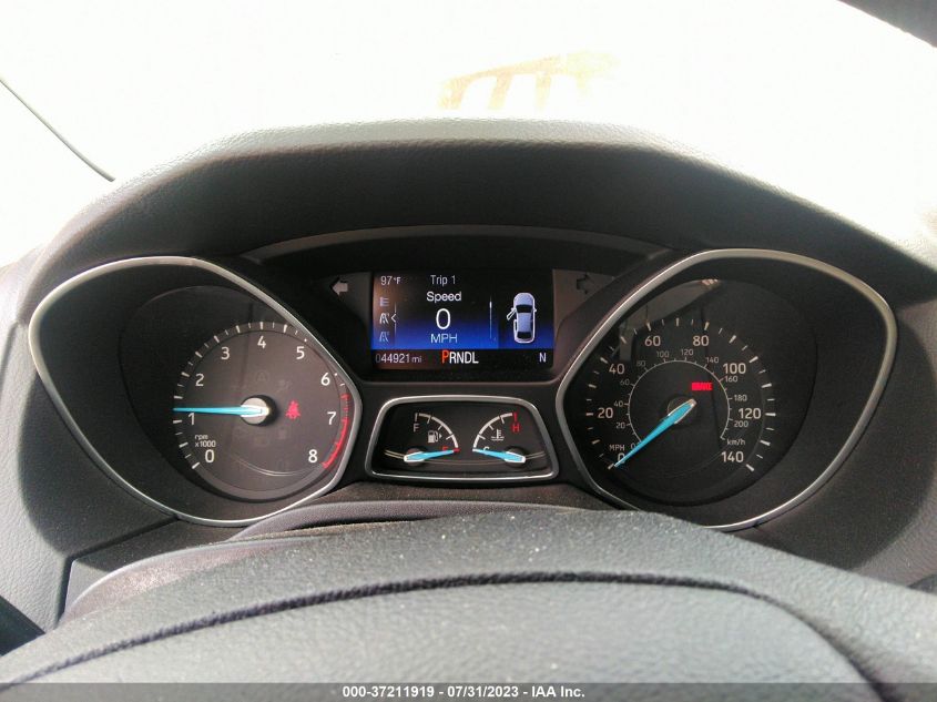 2017 FORD FOCUS SE - 1FADP3K22HL206353