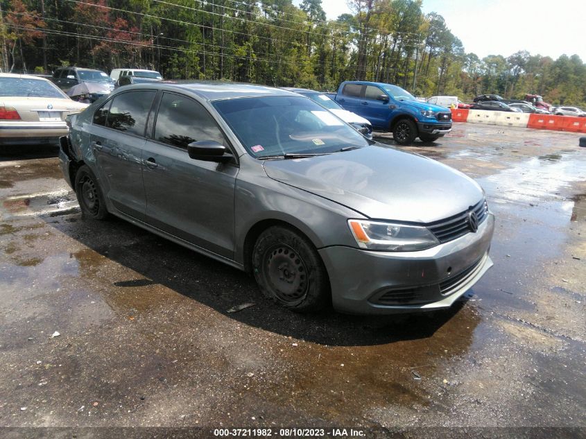 2014 VOLKSWAGEN JETTA SEDAN S - 3VW2K7AJ2EM229137