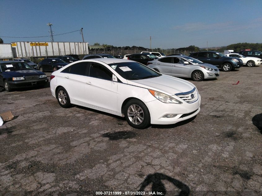 2013 HYUNDAI SONATA GLS - 5NPEB4ACXDH651399