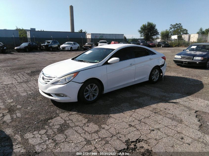 2013 HYUNDAI SONATA GLS - 5NPEB4ACXDH651399