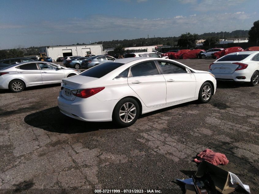 2013 HYUNDAI SONATA GLS - 5NPEB4ACXDH651399