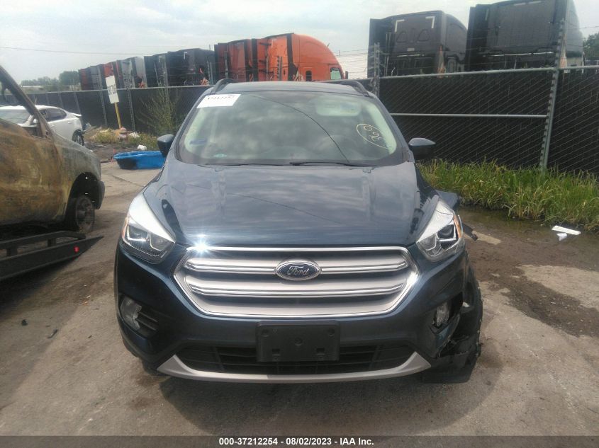 1FMCU0HD4JUA54979 2018 FORD ESCAPE, photo no. 12