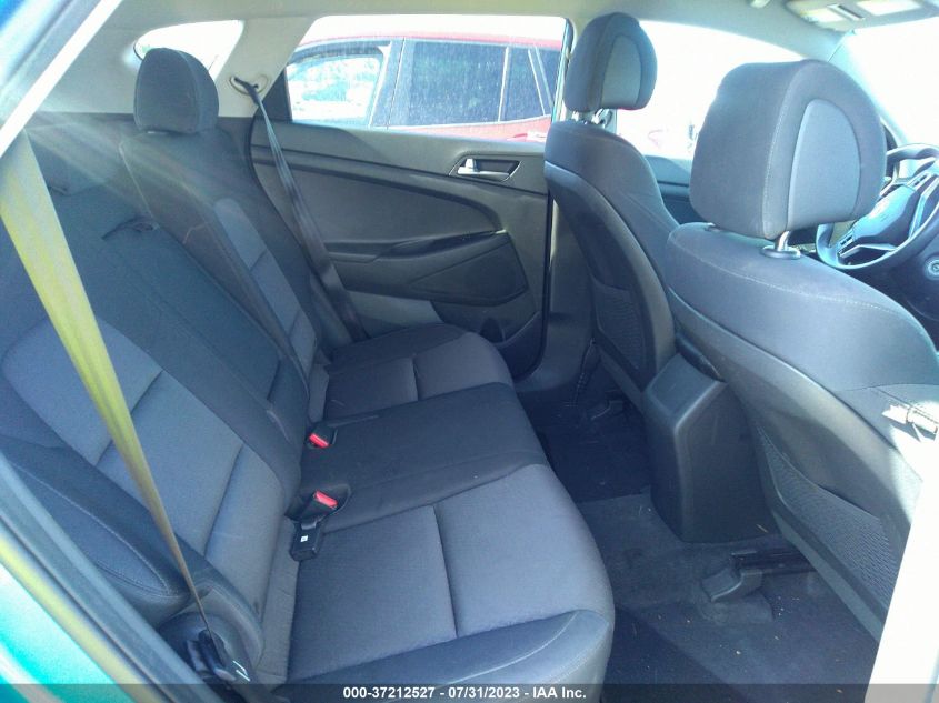 2017 HYUNDAI TUCSON LIMITED/SPORT AND ECO/SE - KM8J33A45HU294252