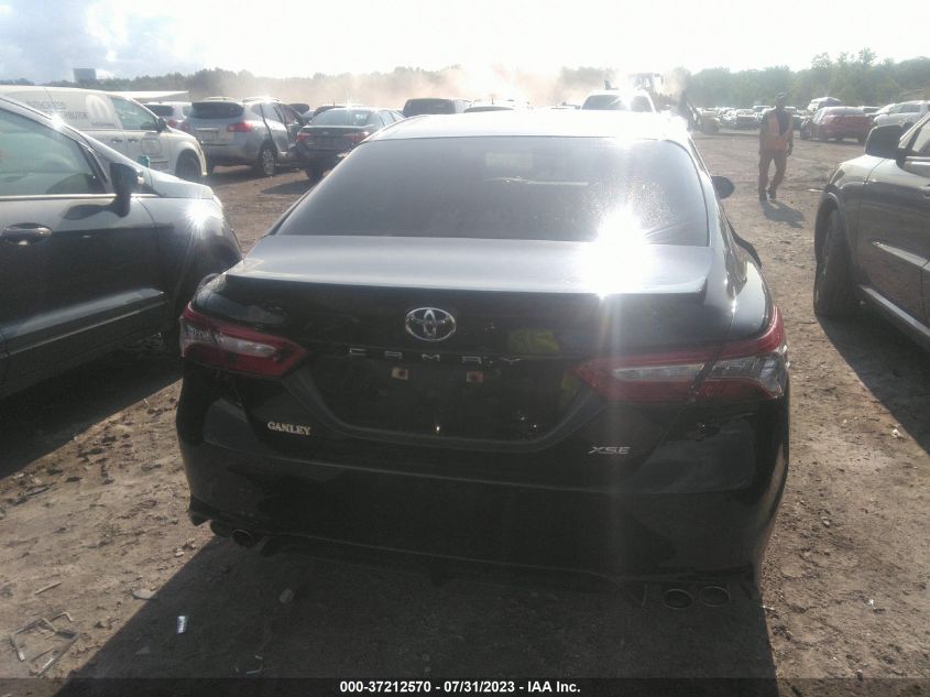 2018 TOYOTA CAMRY XSE - 4T1B61HK1JU009931