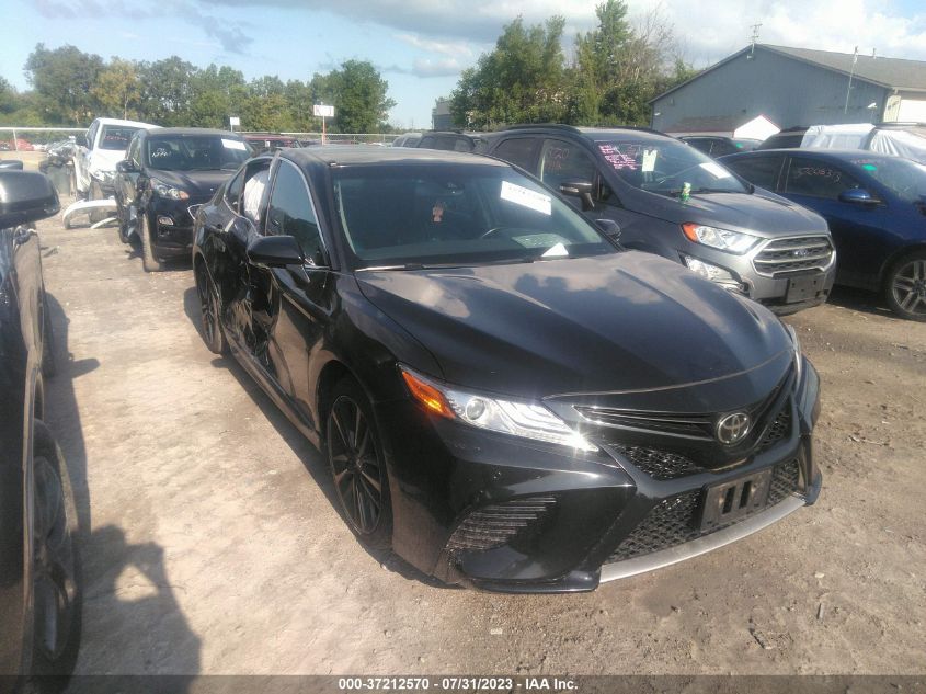 2018 TOYOTA CAMRY XSE - 4T1B61HK1JU009931