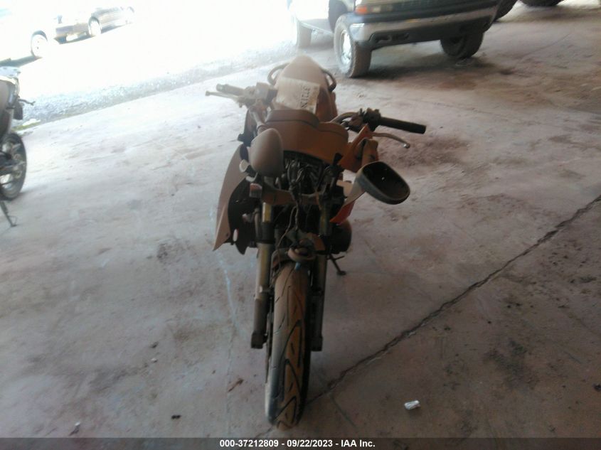 2001 KAWASAKI ZR750 G JKAZRDH181A000030