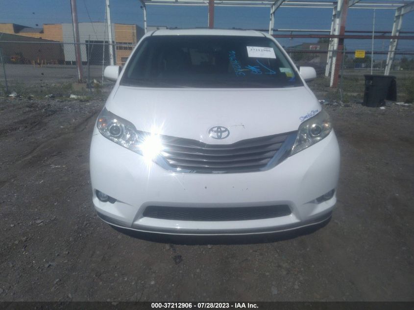 5TDDK3DC8CS045349 2012 TOYOTA SIENNA, photo no. 12