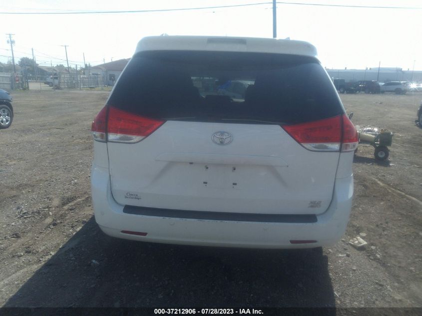 5TDDK3DC8CS045349 2012 TOYOTA SIENNA, photo no. 16