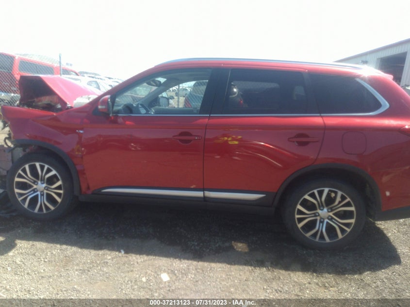 VIN JA4JZ4AX1JZ015871 2018 MITSUBISHI OUTLANDER GT