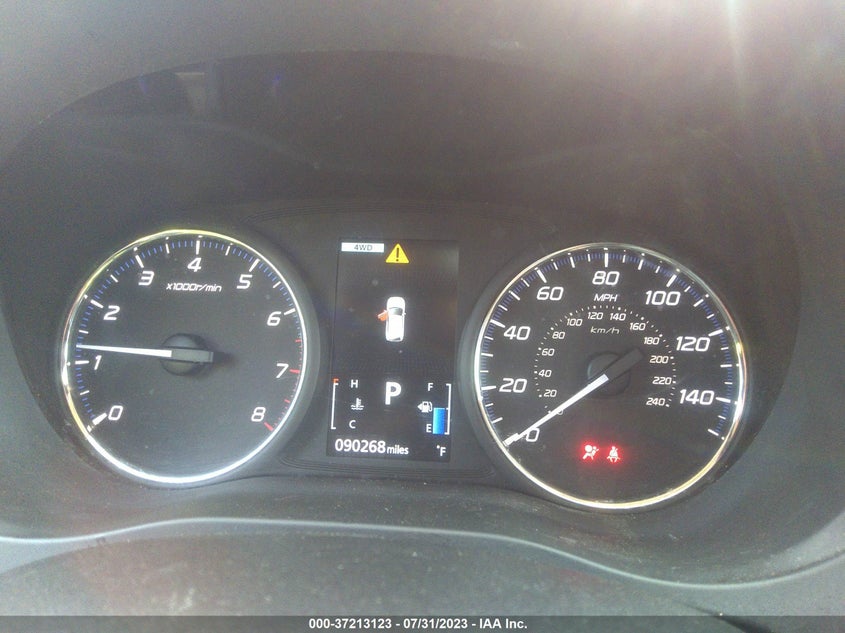 VIN JA4JZ4AX1JZ015871 2018 MITSUBISHI OUTLANDER GT