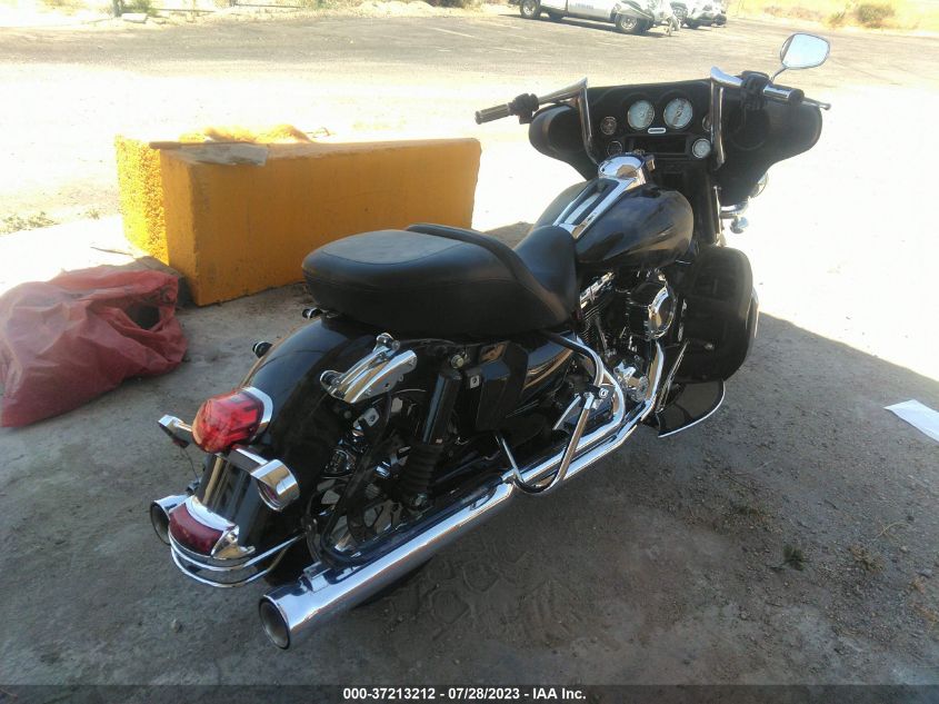 2011 HARLEY-DAVIDSON FLHTK 1HD1KEM13BB673773