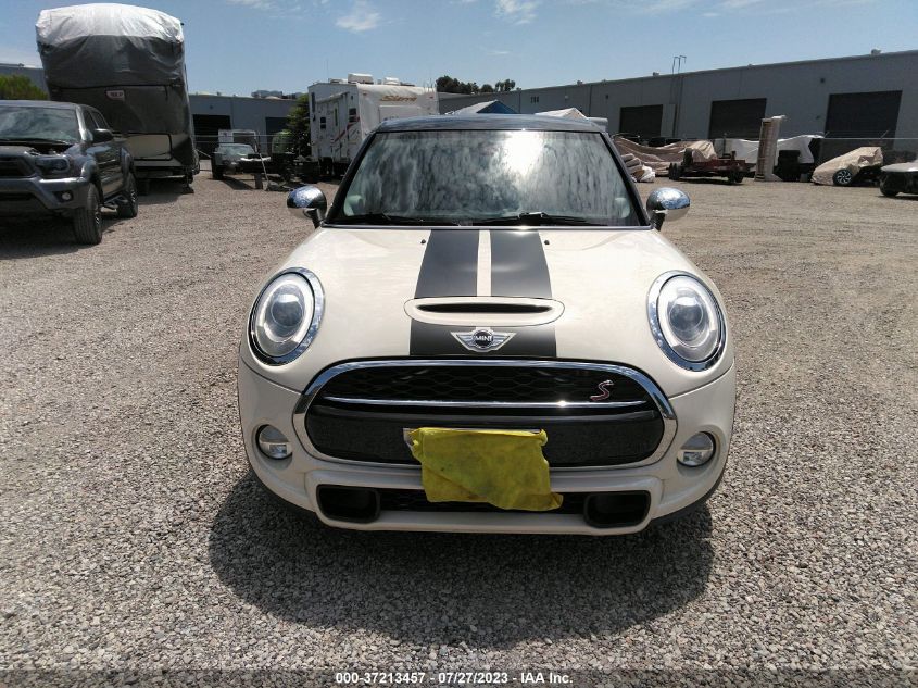 2015 MINI COOPER HARDTOP 4 DOOR S WMWXU3C57FT891811
