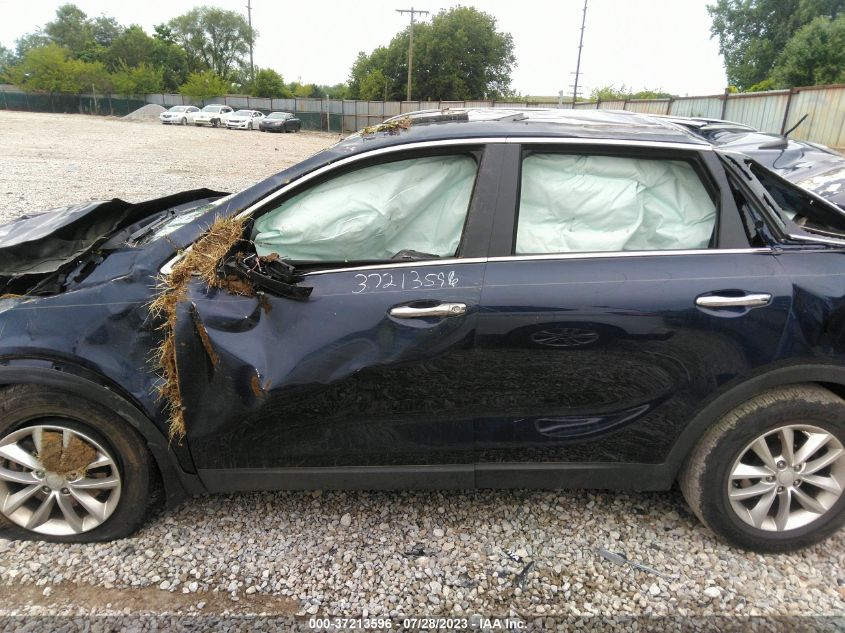 2018 KIA SORENTO LX V6 - 5XYPG4A57JG406235