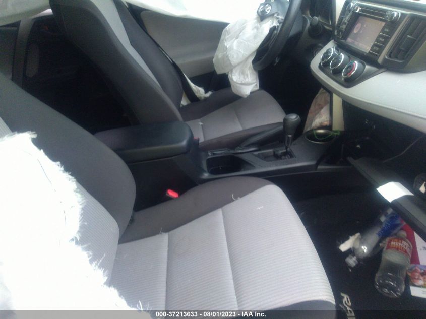 2015 TOYOTA RAV4 LE - JTMZFREV9FD062836