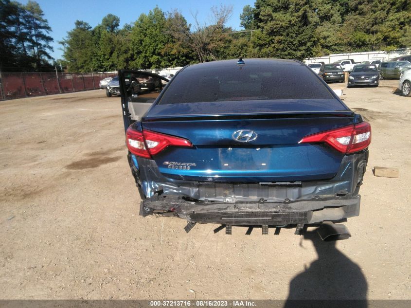 2016 HYUNDAI SONATA 2.4L SE - 5NPE24AF4GH386798