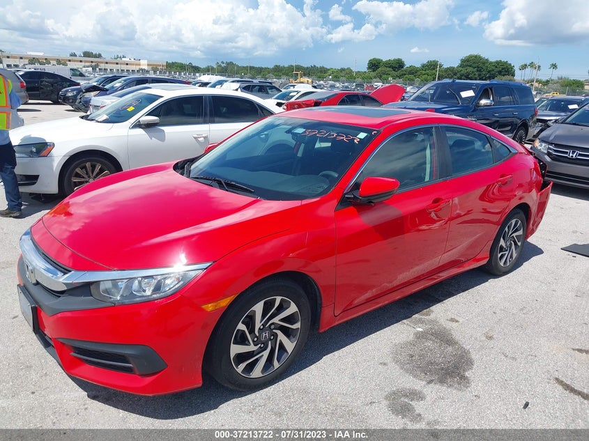 VIN 2HGFC2F79JH533741 2018 HONDA CIVIC SEDAN EX