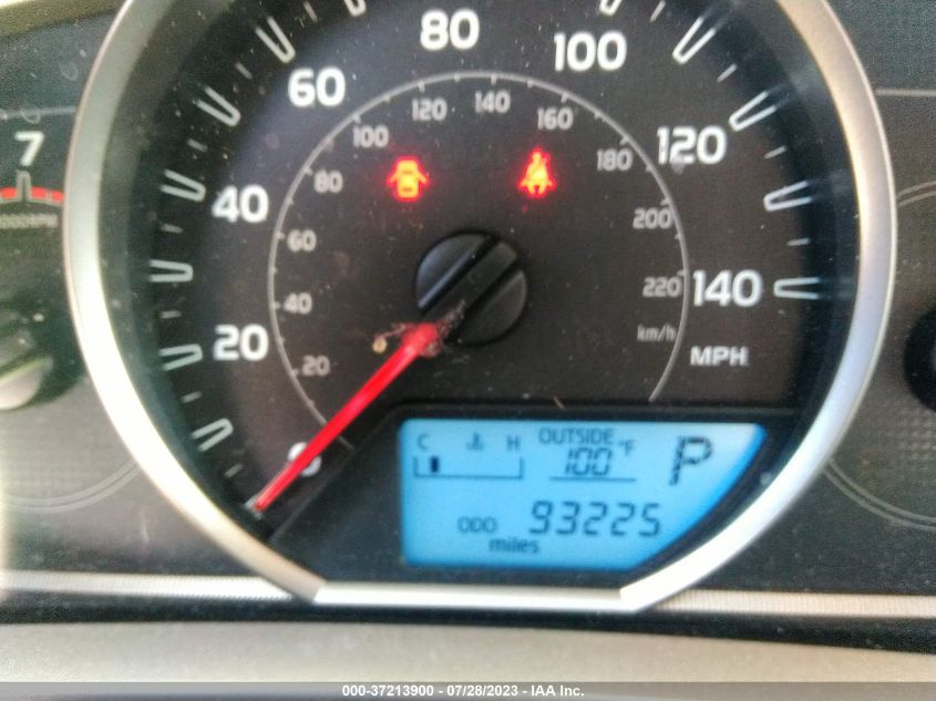 2014 TOYOTA RAV4 LE - JTMBFREVXED091908